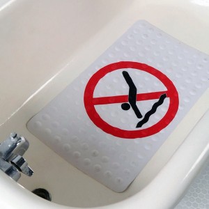 No Diving Rubber Bath Mat » Petagadget