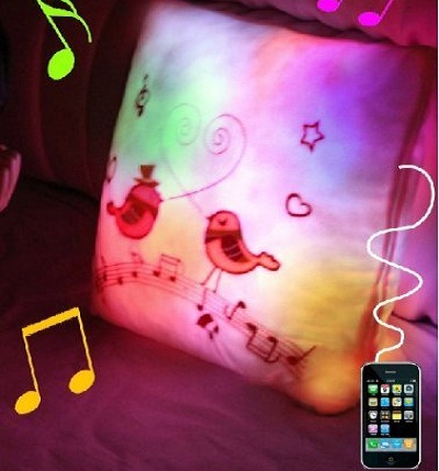 Lovebirds Illuminating Speaker Pillow