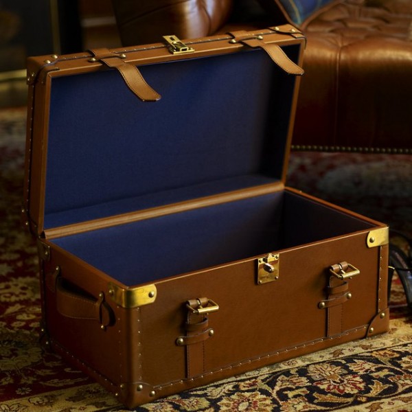 Delevan Leather Trunk by Ralph » Petagadget