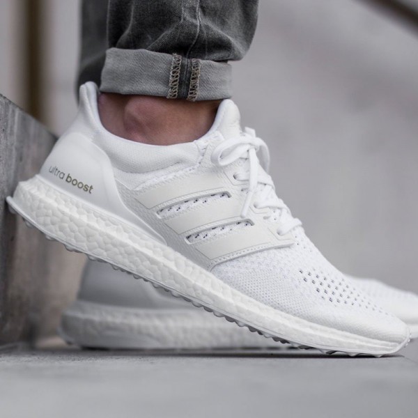 Adidas Boost Triple White » Petagadget