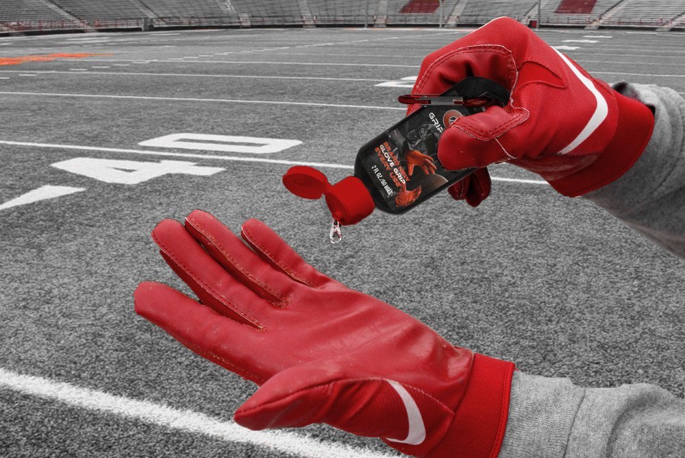 red receiver gloves