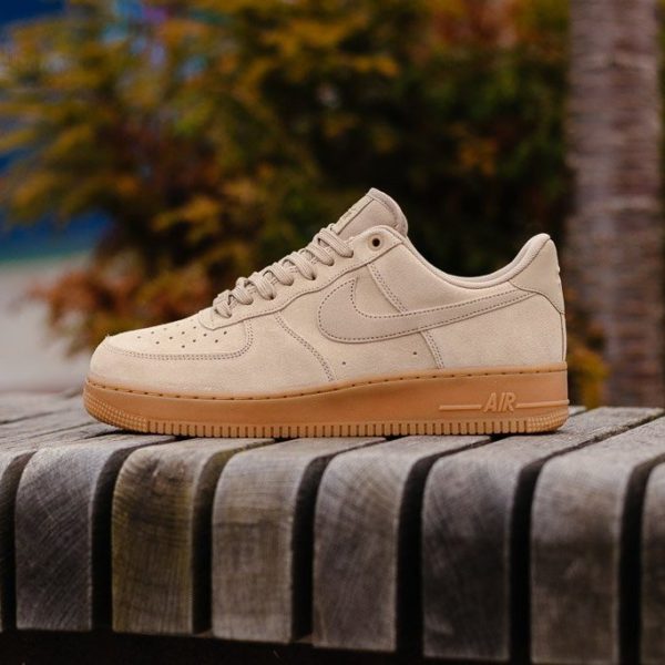 nike air force 1 07 lv8 suede