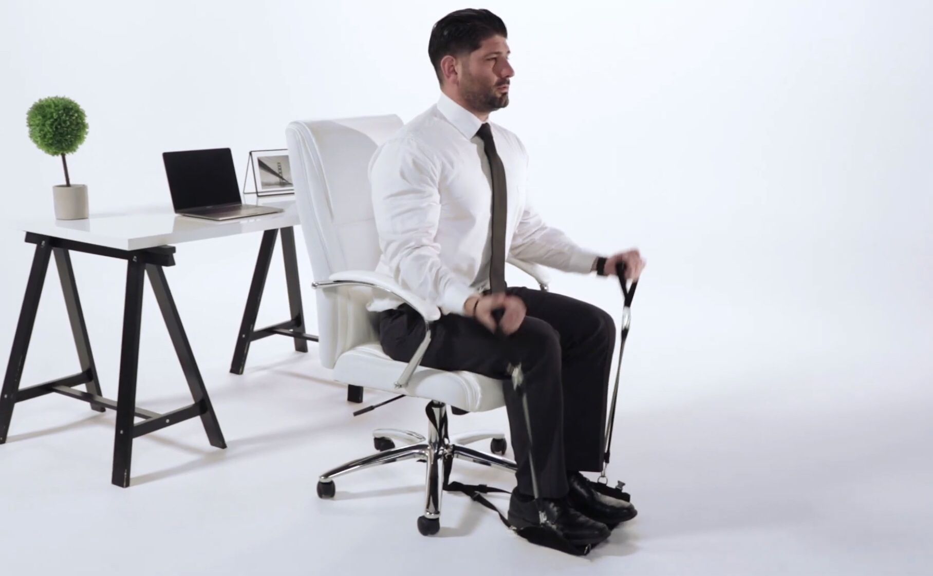 Noonchi Office Chair Workout » Petagadget